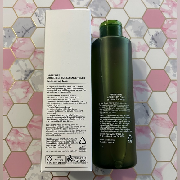 APRILSKIN Artemisia Rice Essence Toner - Picture 2 of 2